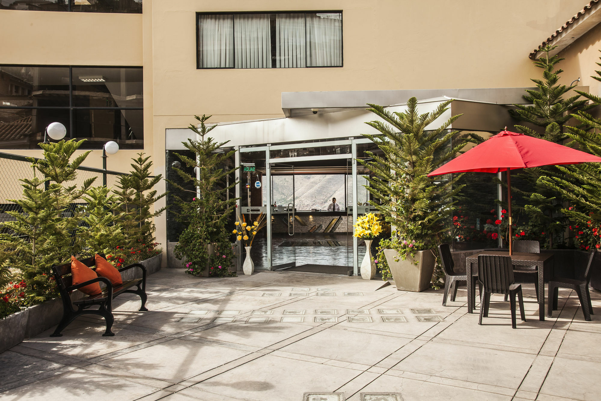 Hotel Wyndham Cusco Saqsayhuaman Exterior foto
