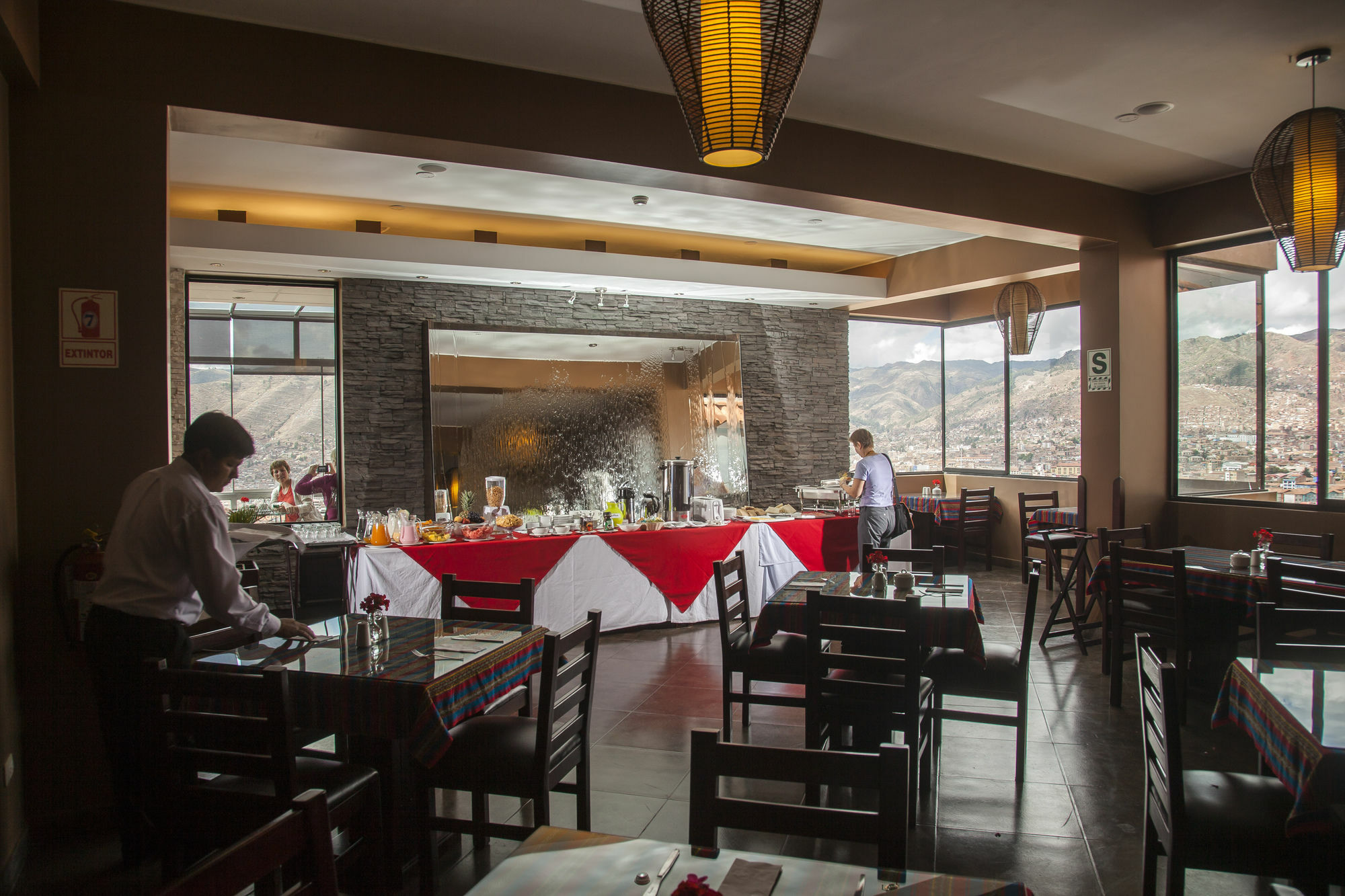 Hotel Wyndham Cusco Saqsayhuaman Exterior foto